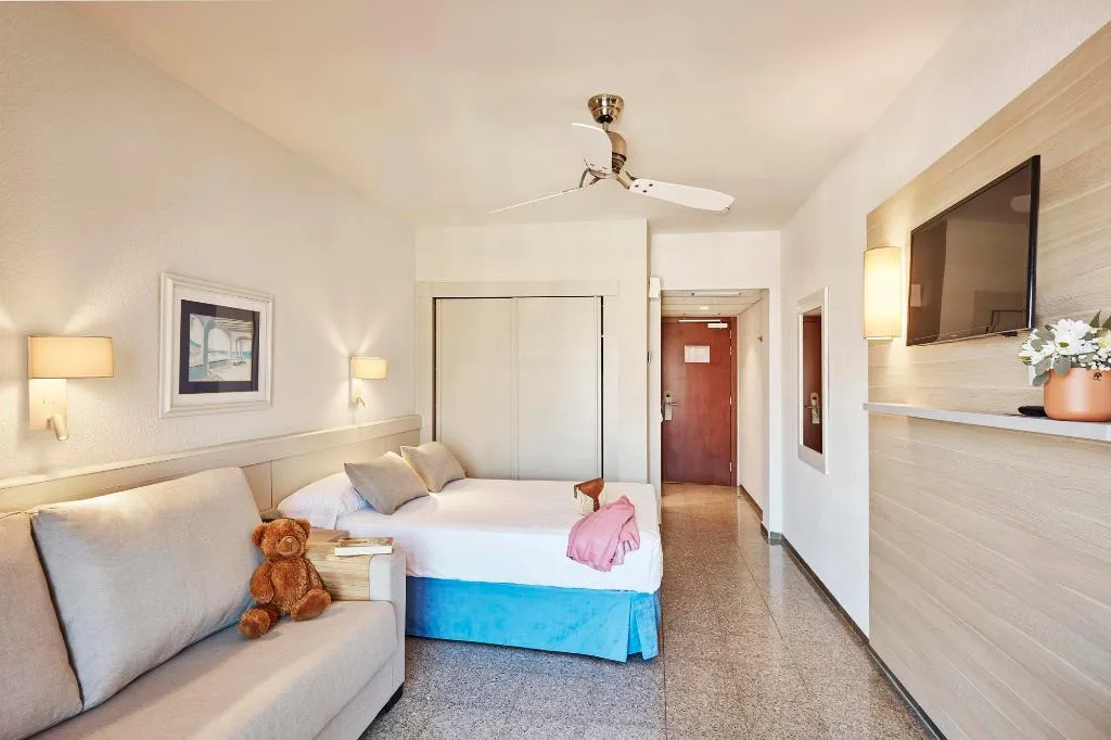 Double or Twin CAPACITY 4 Room, Prestige Goya Park, Costa Brava