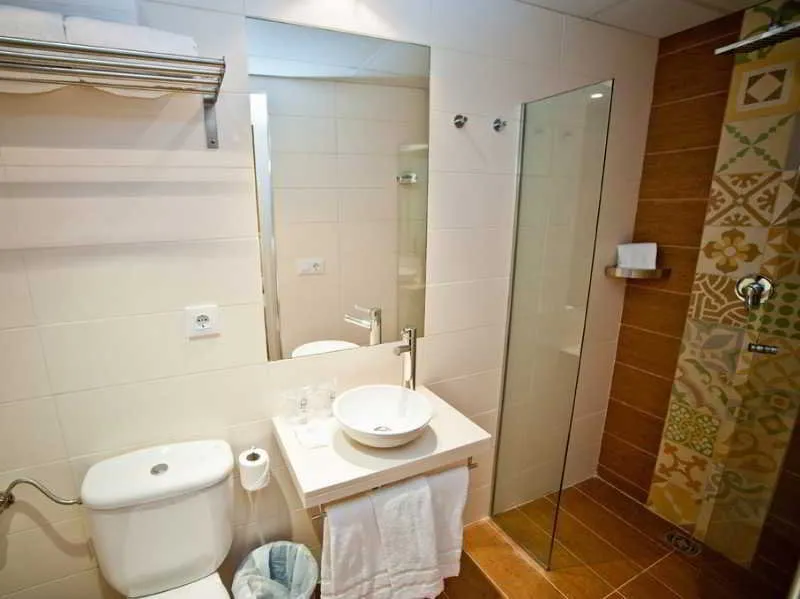 General view, Hostal Mare Nostrum, Barcelona