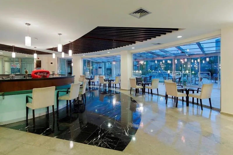 Bar, Alara Star, Antalya