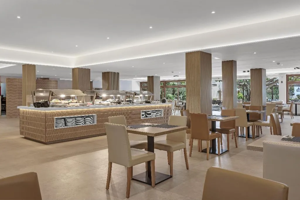 Restaurant, Hotel  Castell dels Hams by Palia, Majorca