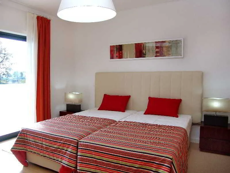 VILLA THREE BEDROOMS Room, Villas Novochoro, Algarve
