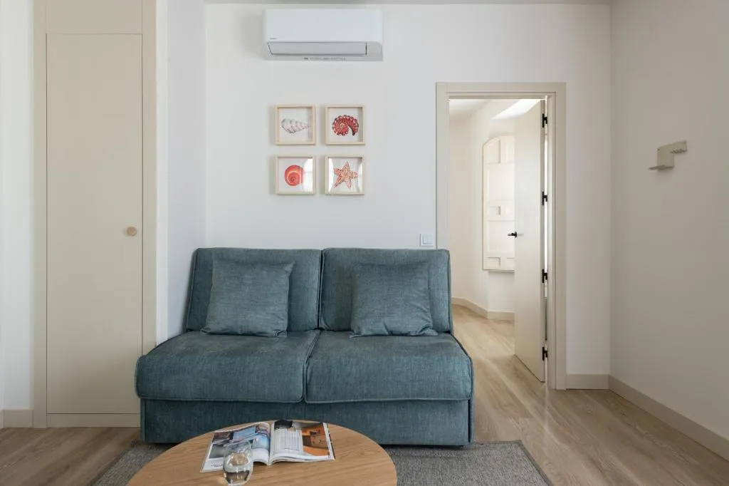 APARTMENT TWO BEDROOMS Room, Libere Malaga Plaza Del Siglo, Costa Del Sol