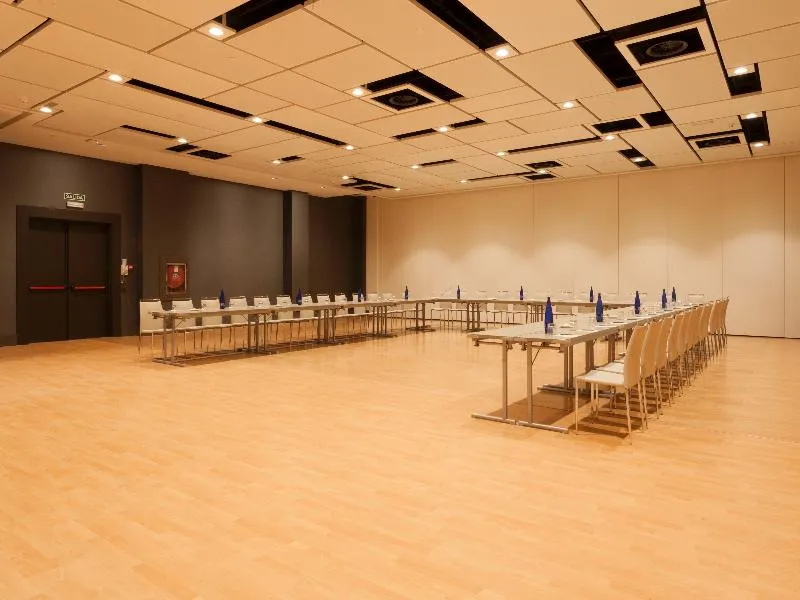 Conferences, Marriott Hotel Madrid Auditorium, Madrid