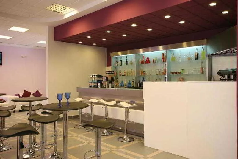 Bar, Santa Marta, Naples