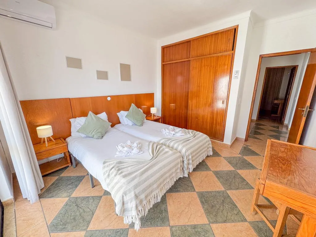 APARTMENT TWO BEDROOMS Room, Cerro Atlantico by Umbral, Algarve