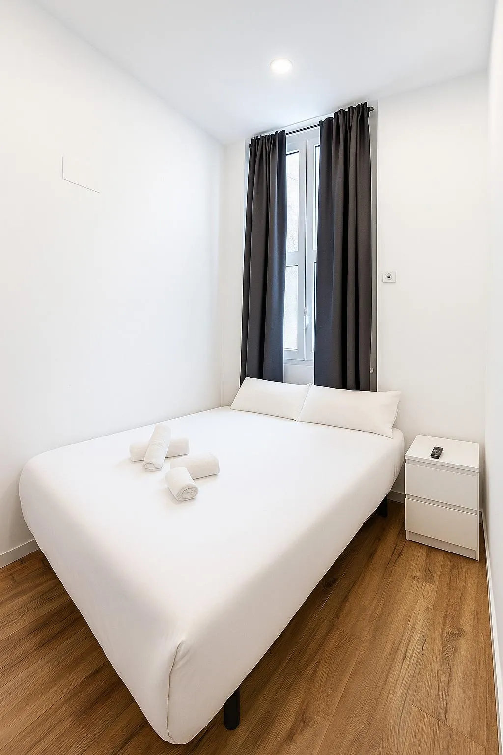 Room, Hostal Bernabeu, Madrid