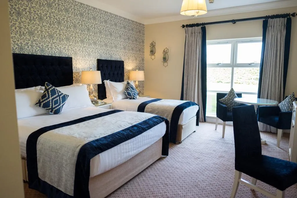 TWIN STANDARD Room, Clanard Court Hotel, Dublin