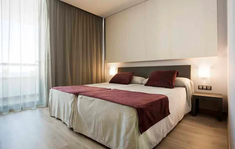 TRIPLE STANDARD Room, Hotel Barú, Valencia