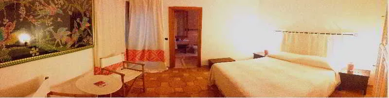 Room, Antonhouse, Alghero