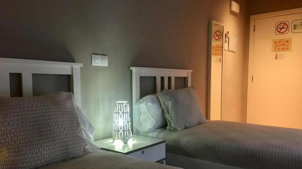 TWIN STANDARD Room, B&B Mare de Deu Jardines del Turia, Valencia