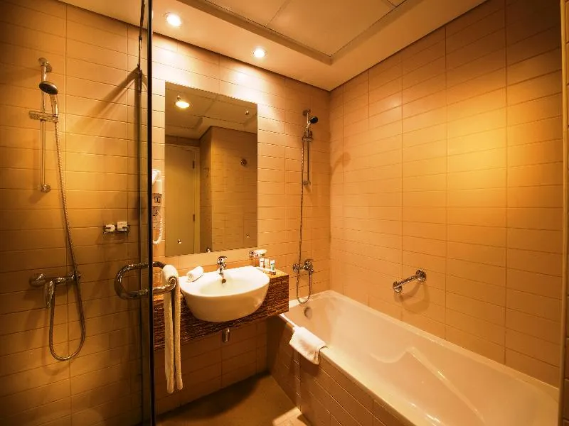 Room, Oaks Liwa Heights Hotel Suites, Dubai