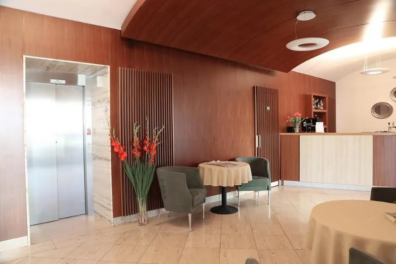 Lobby, Popelka Hotel, Prague