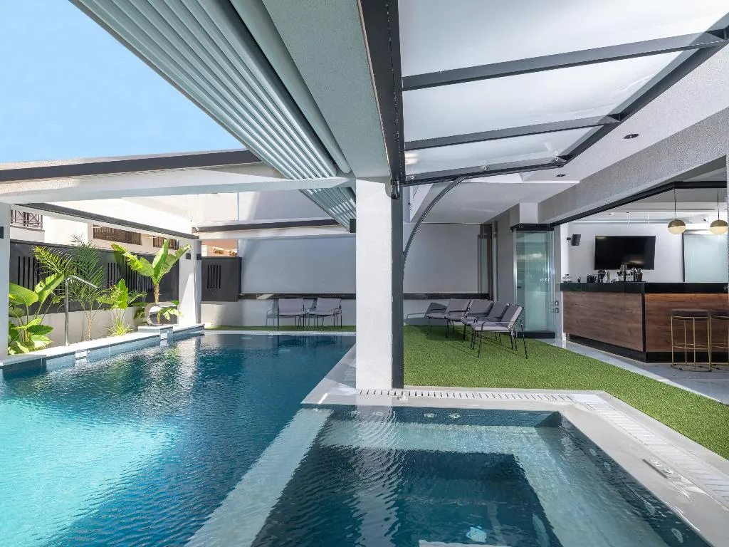 Pool, Captain Napoleon Paterakis CNP Luxurious Suites, Crete
