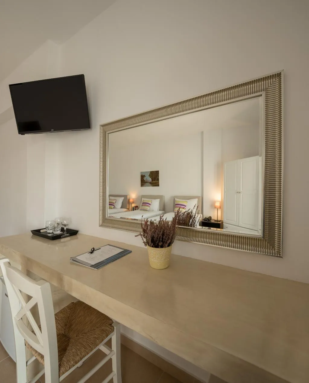 DOUBLE GARDEN VIEW Room, Caldera Romantica, Santorini