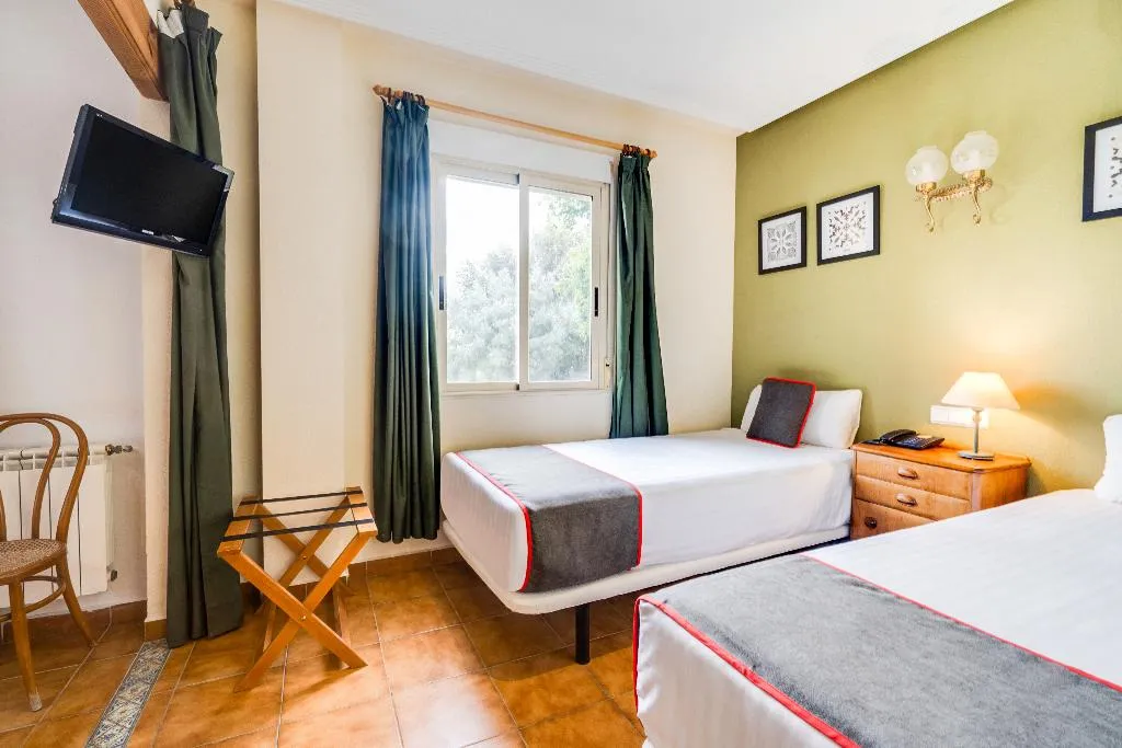 TRIPLE STANDARD Room, Hotel Torre San Juan, Costa Blanca