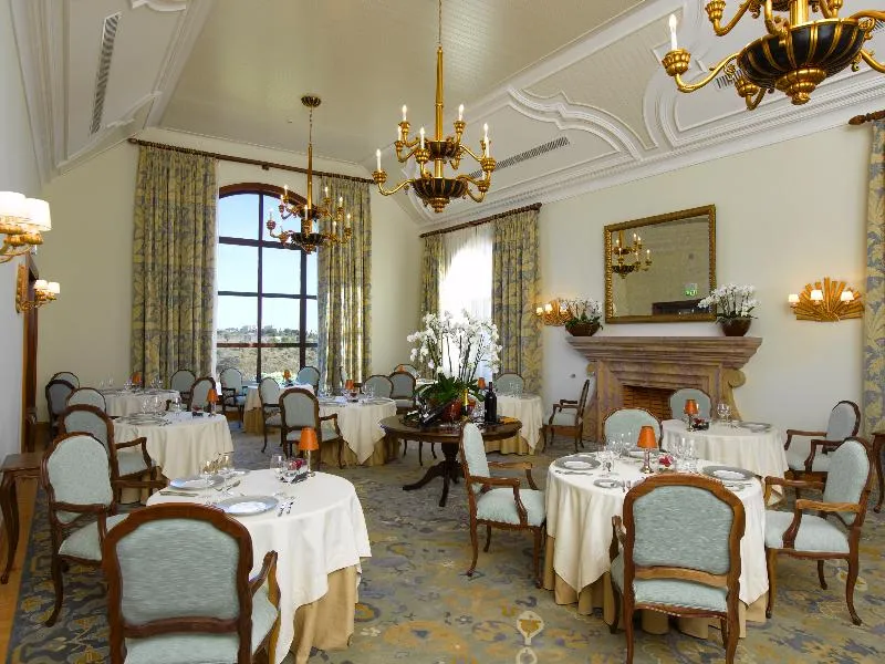 Restaurant, Monte Rei Golf & Country Club, Algarve