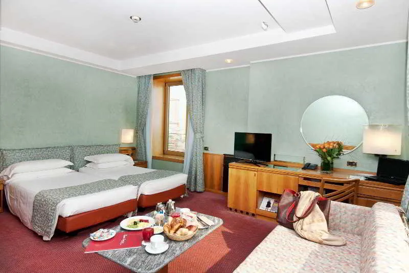 TWIN STANDARD Room, Hotel Michelangelo Milan, Milan