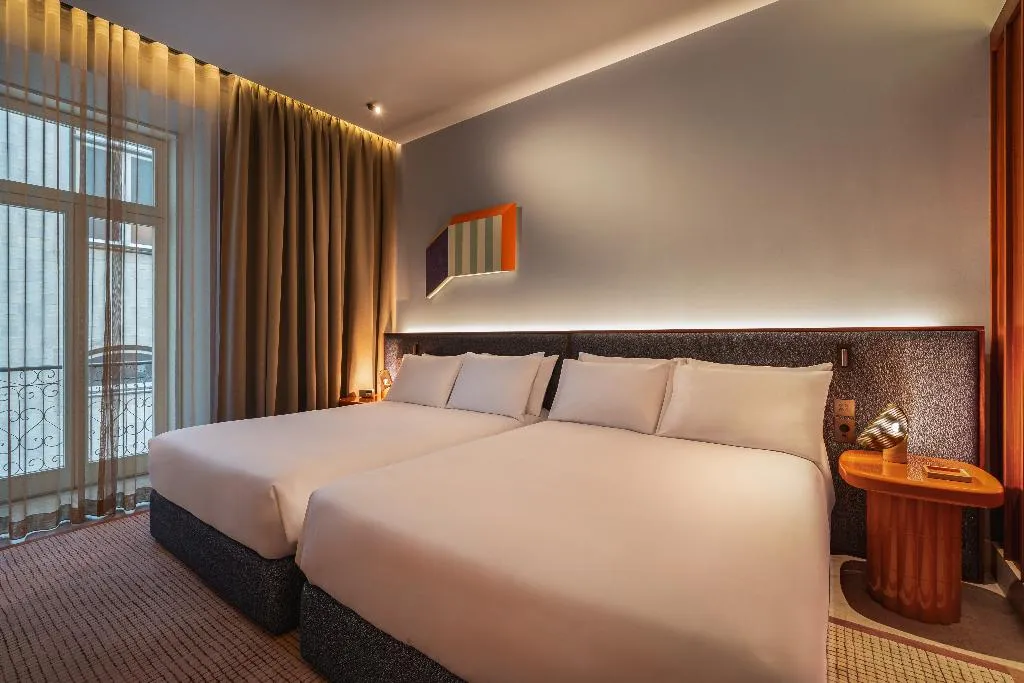 JUNIOR SUITE TWO BEDS Room, Andaz Lisbon, Lisbon
