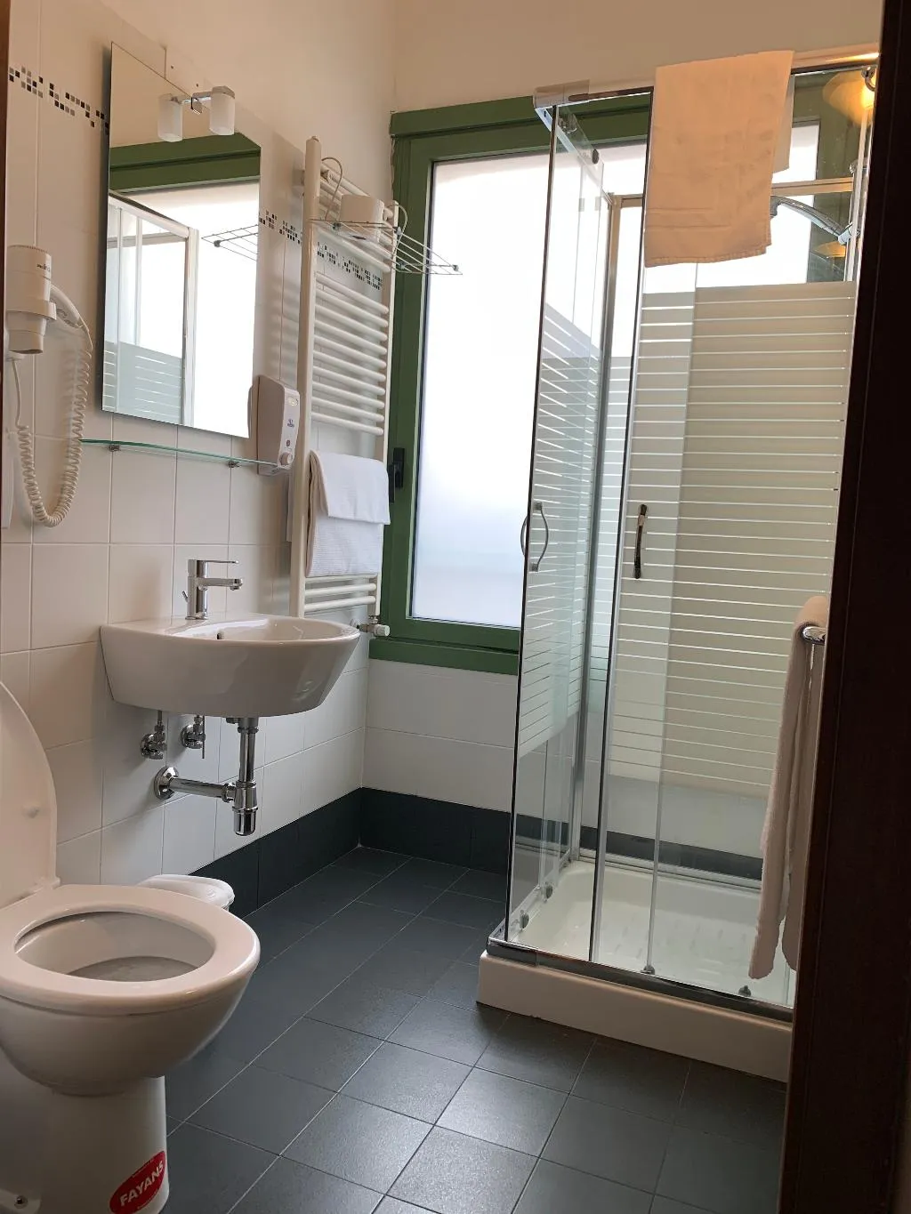 STUDIO CAPACITY 4 Room, Gemini City Centre Studios, Florence