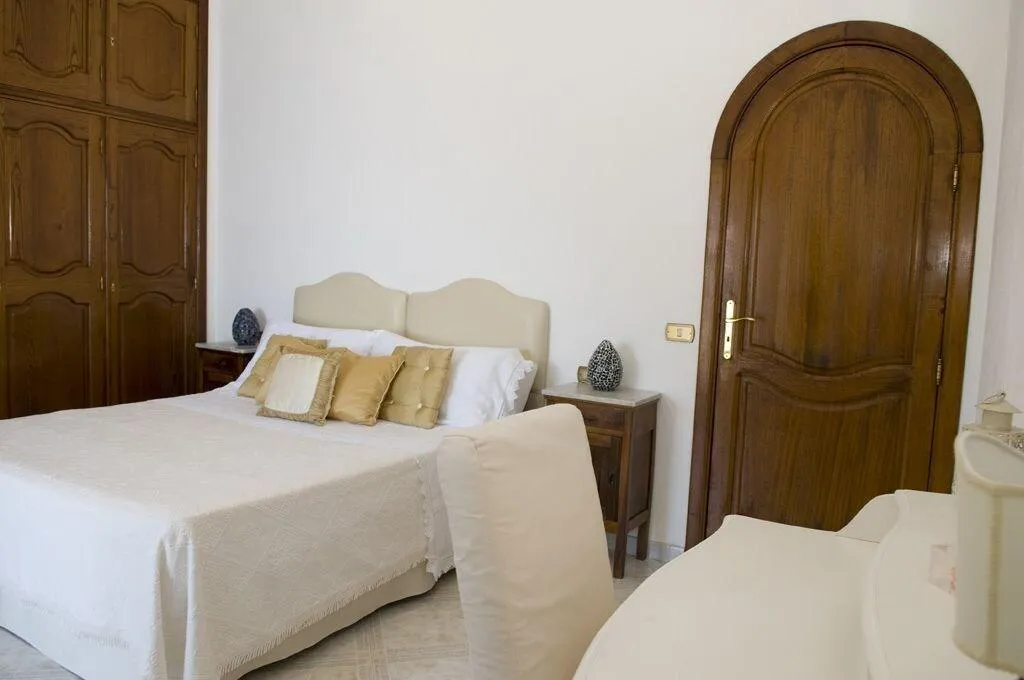 Room, Bed & Breakfast Mamma Rosa, Naples