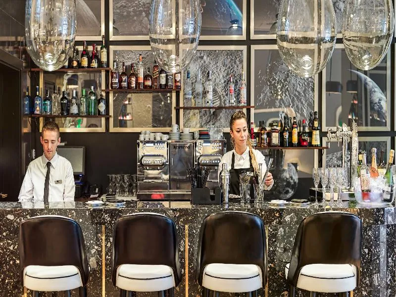 Bar, H10 Cubik, Barcelona