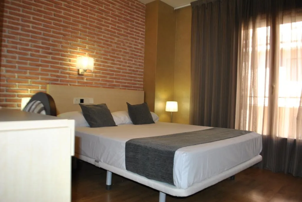 DOUBLE ECONOMY Room, Alda nueva Castilla, Madrid