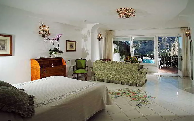 Room, Villa Brunella, Naples