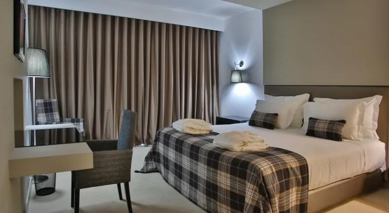 DOUBLE WITH TERRACE Room, Delfim Douro Hotel, Porto