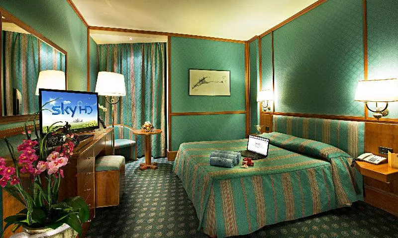 TRIPLE STANDARD Room, Grand Hotel Duca d'Este, Rome