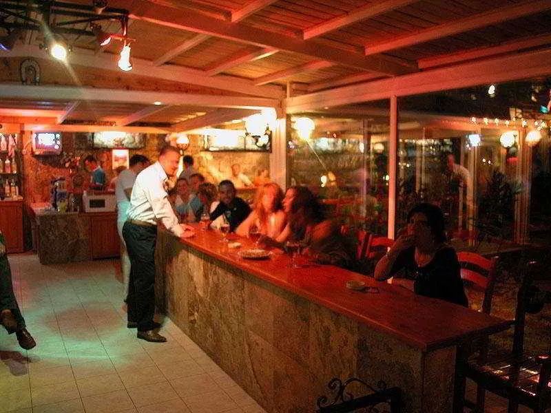 Bar, Duygulu, Bodrum