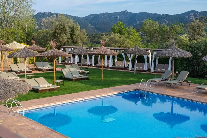 Pool, Salles Hotel & SPA Mas Tapiolas, Costa Brava