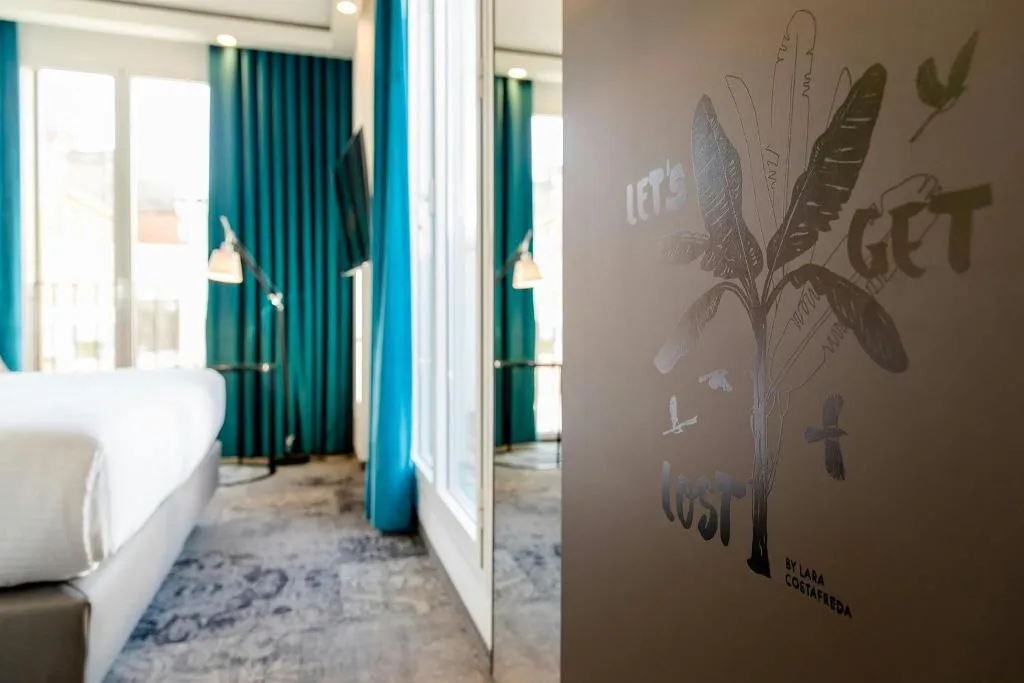 DOUBLE WITH TERRACE Room, Hotel Motel One Barcelona-Ciutadella, Barcelona