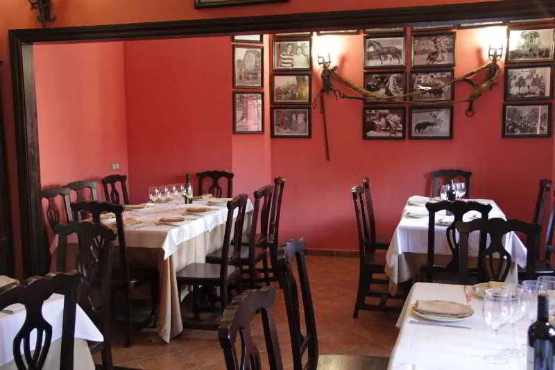 Restaurant, Pechi Hostal, Seville