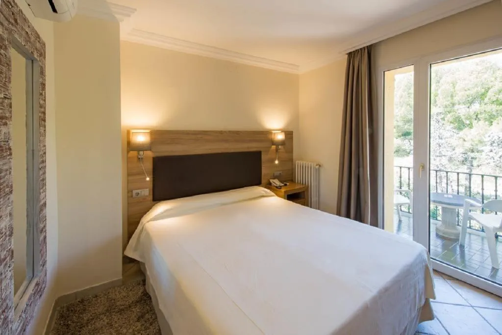 Double or Twin CAPACITY 3 Room, Cap Roig, Costa Brava