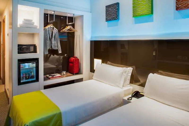 Room, Hotel Degli Arcimboldi, Milan