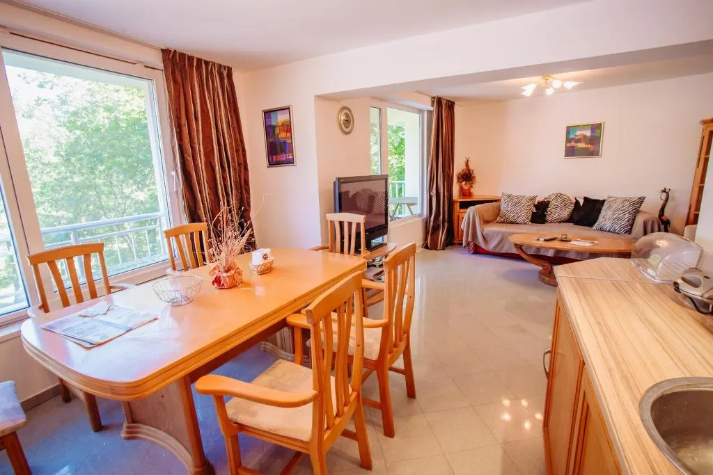 General view, MNG Holiday Apartments, Bourgas