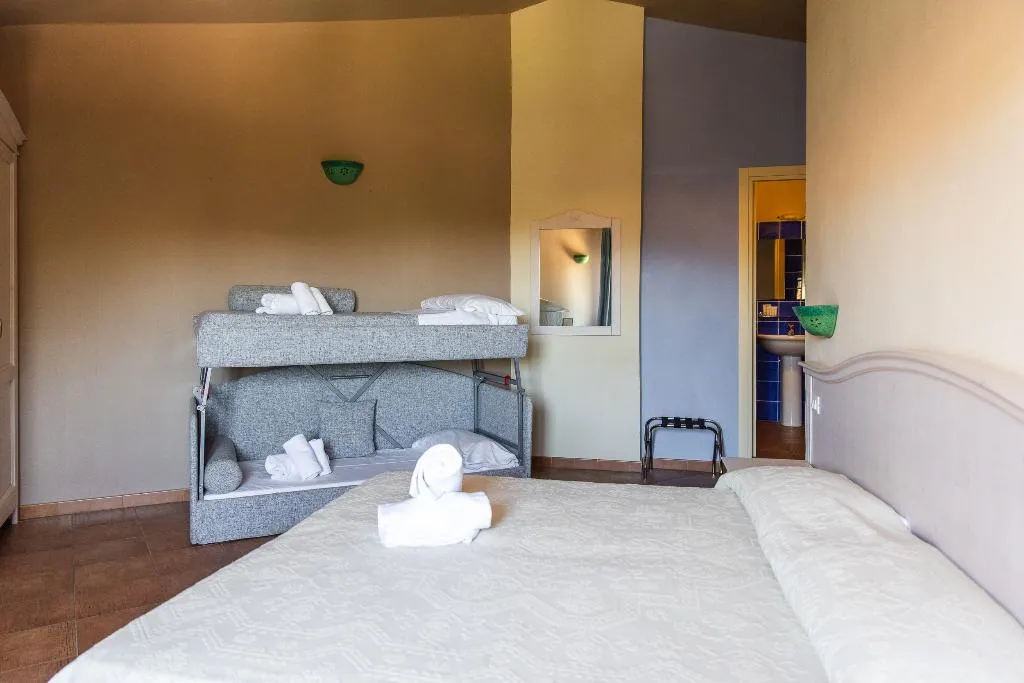 QUADRUPLE STANDARD Room, Hotel Pedra Santa, Olbia