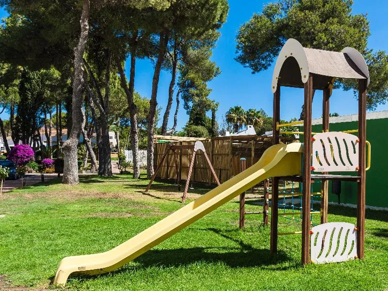 Sports and Entertainment, Globales Playa Estepona, Costa Del Sol