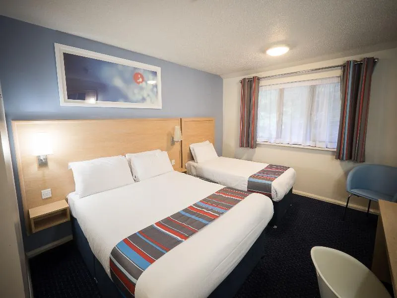 FAMILY ROOM STANDARD Room, Travelodge Cork Airport, Cork