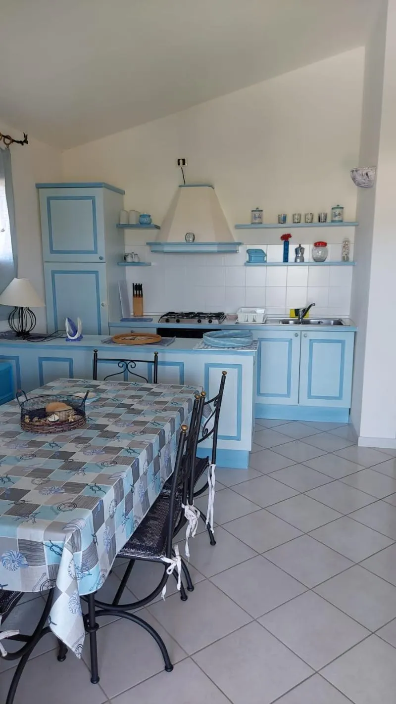 APARTMENT CAPACITY 4 Room, Reggia Di Nausicaa, Olbia