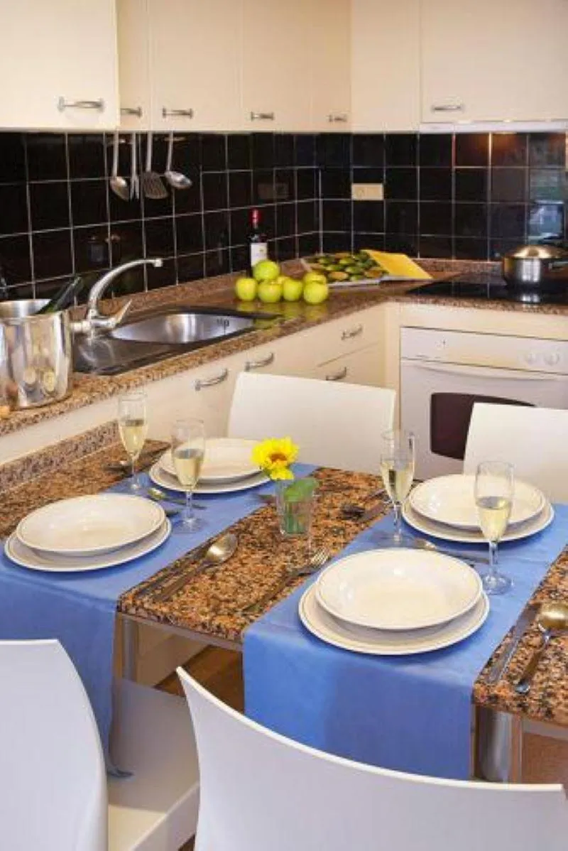 APARTMENT CAPACITY 2 Room, Comtat Sant Jordi, Costa Brava