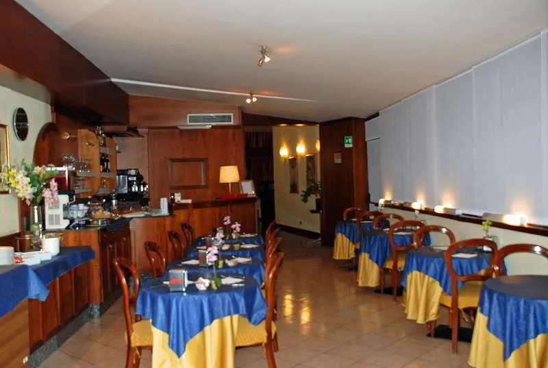 Room, Hotel Certosa, Milan
