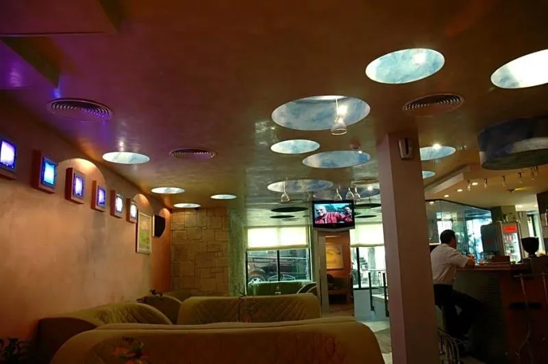 Lobby, Divesta, Varna
