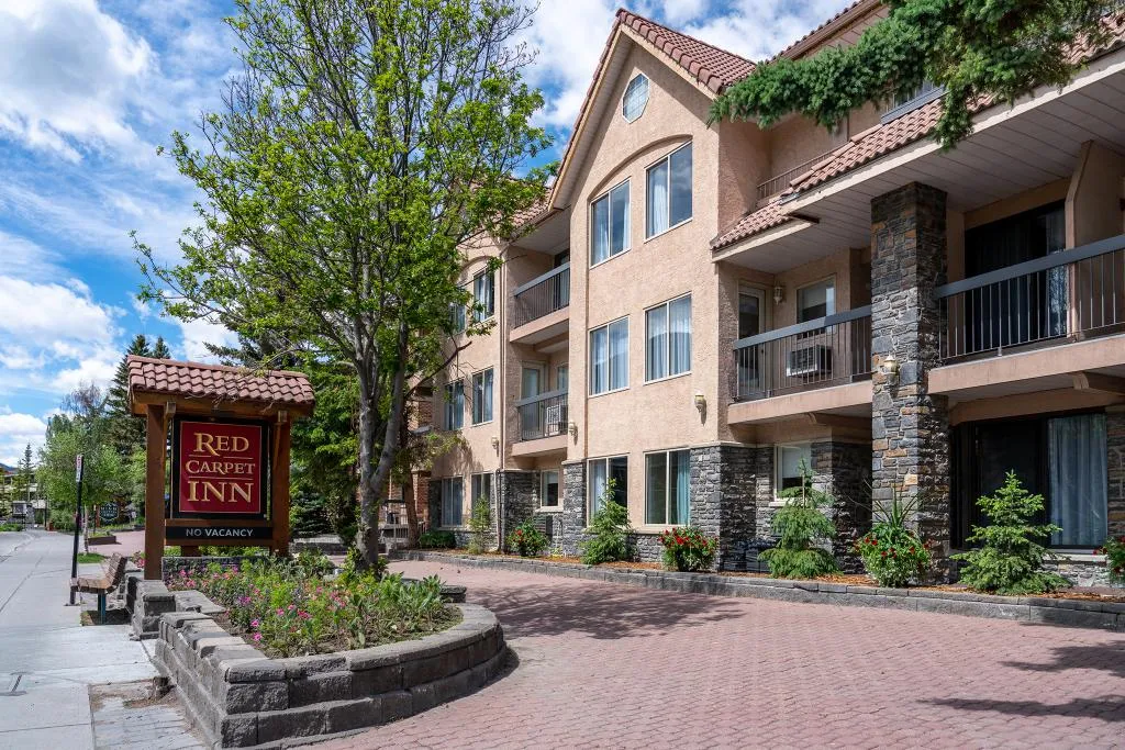 General view, Red Carpet Inn, Calgary, Alberta