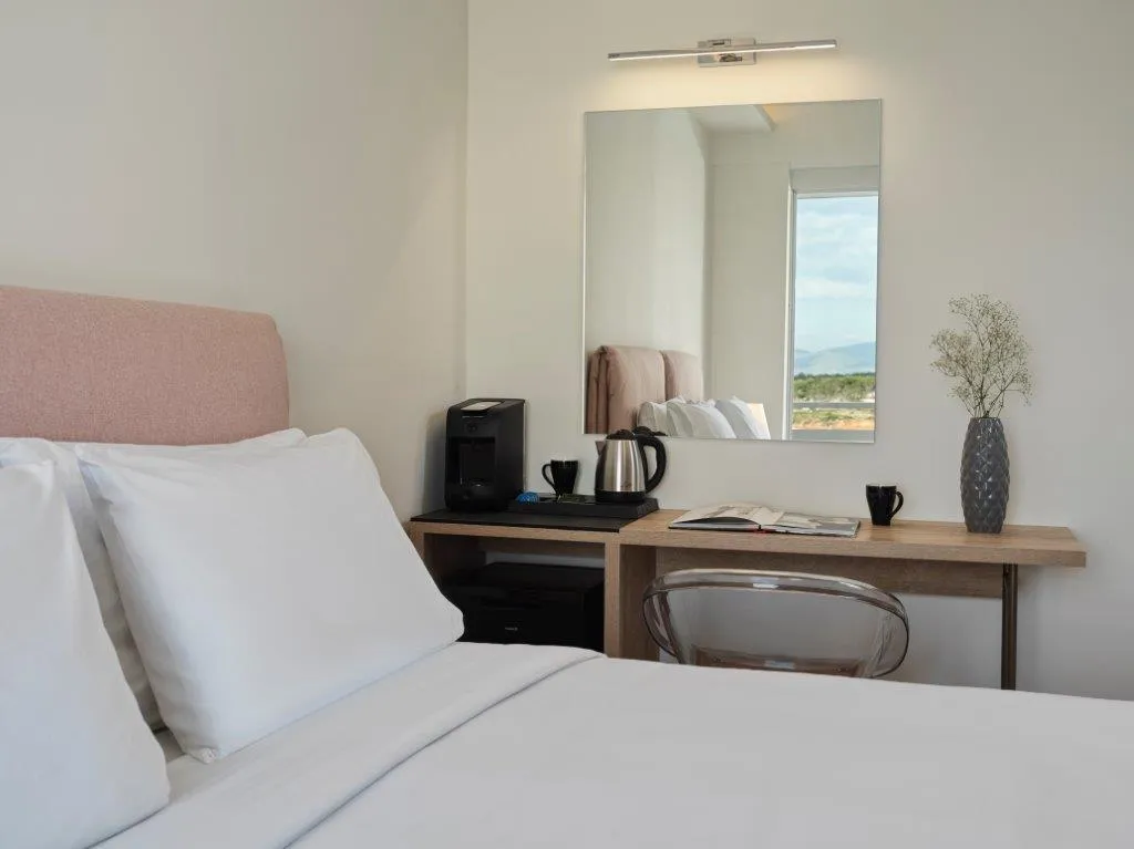 SUITE SUPERIOR SIDE SEA VIEW Room, NLH Mati Seafront - Neighborhood Lifestyle Hotels, Athens