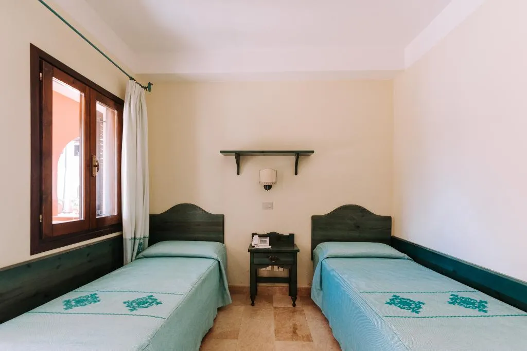 FAMILY ROOM COMFORT Room, Nicolaus Club Torre Moresca, Cagliari