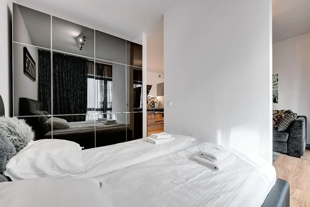 APARTMENT DELUXE ONE BEDROOM Room, Dom & House Apartments Baltiq Plaza, Gdansk