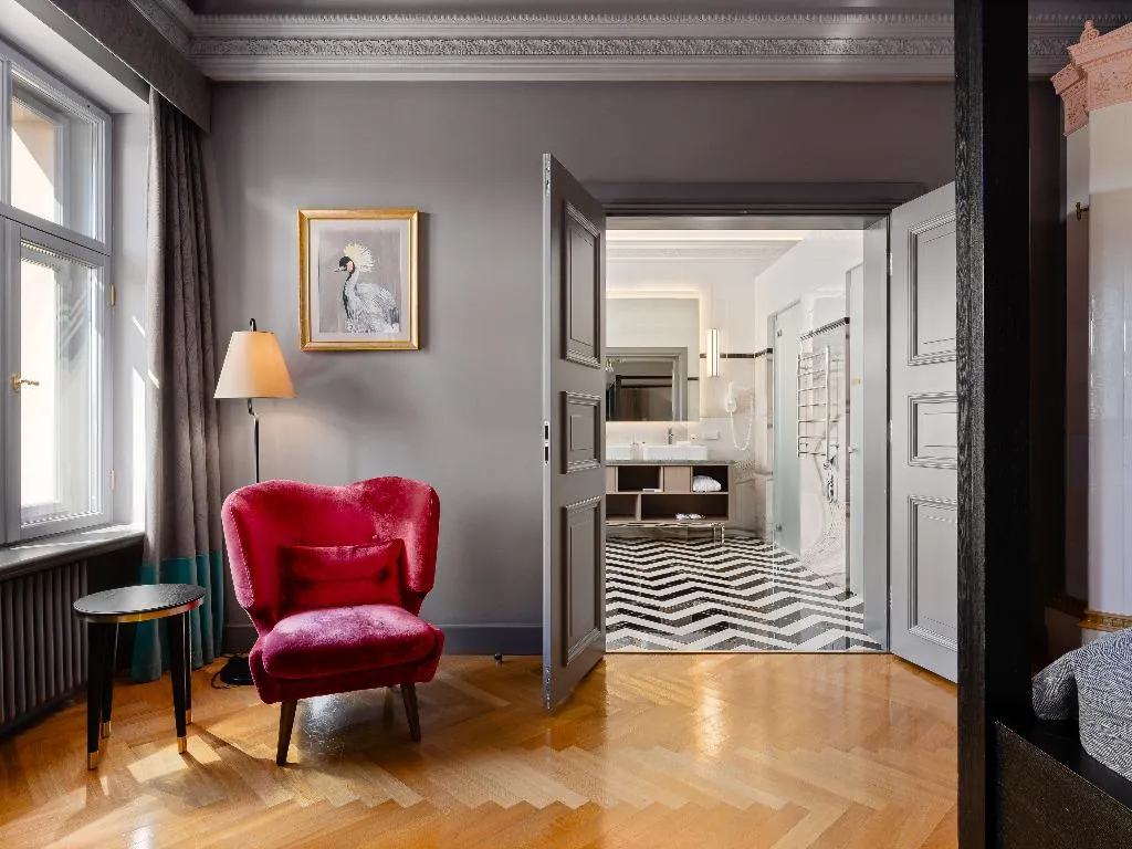 SUITE CAPACITY 2 Room, Grand Poet Hotel by Semarah, Riga