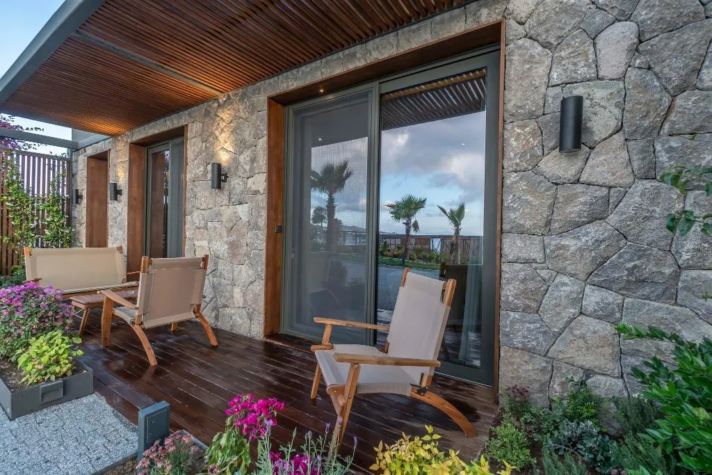 JUNIOR SUITE STANDARD Room, Red Rock Hotel & Suites by Selvese, Bodrum