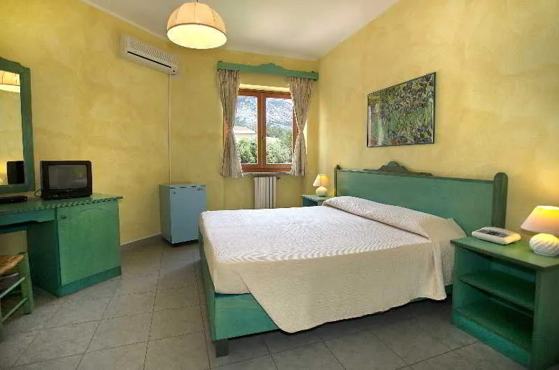 Room, Smeraldo, Olbia